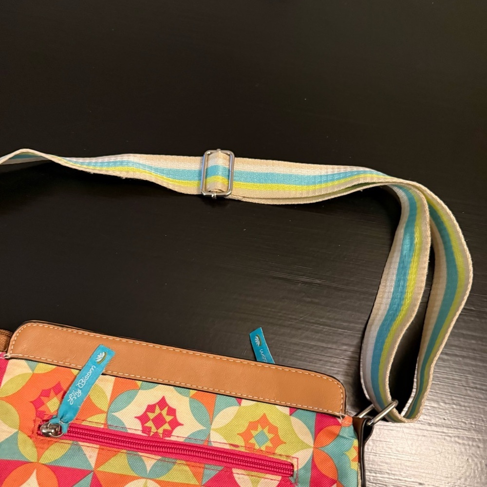Lily Bloom Colorful Geometric‎ Crossbody Bag - Picture 5 of 8